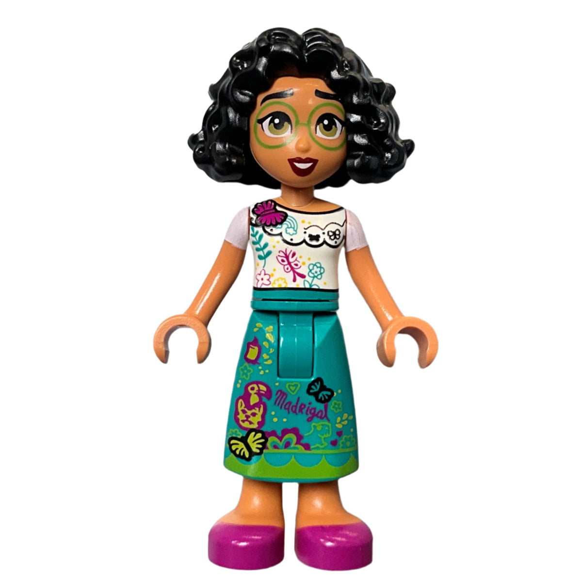 Mirabel Madrigal, dis117