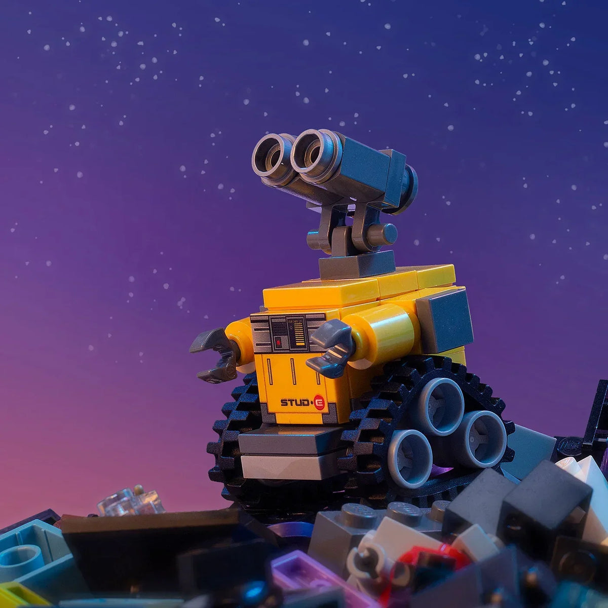 Stud-E - B3 Custom Building Kit