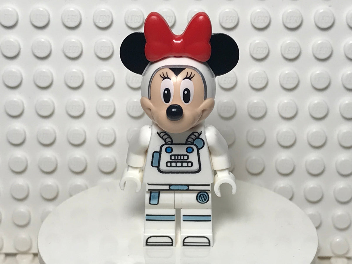 Minnie Mouse, dis048